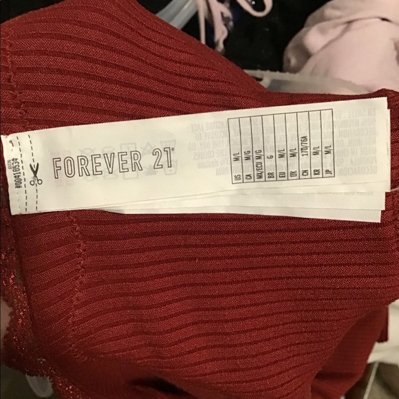 Burgundy Lace Trimmed Crop Sweater Forever 21 M/L - Picture 3 of 5